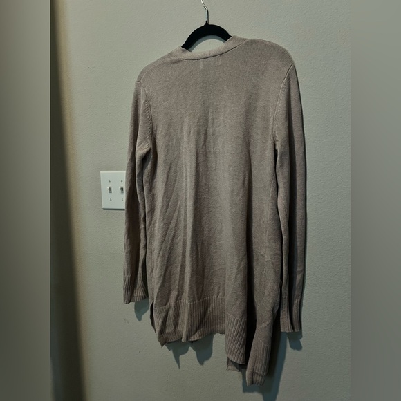 Old Navy Comfy Camel Cardigan Medium - Picture 6 of 6